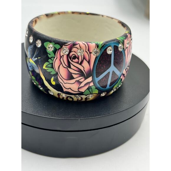 Ed Hardy Vintage Pink Roses Love Peace Tattoo Rhinestone Lucite Bangle Bracelet - Picture 4 of 9